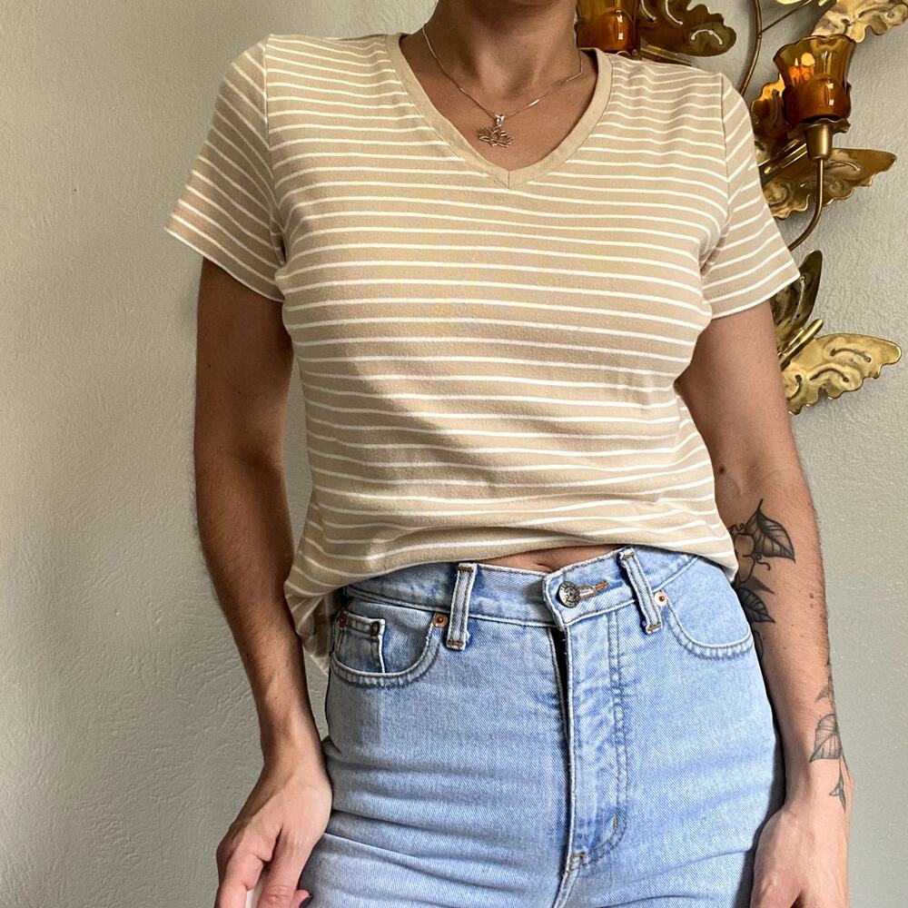 Vintage Ann Taylor Basic Tee - image 4